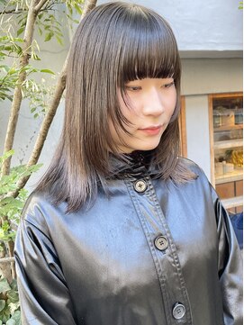 ラミエバイメルト 下北沢(lamie by melt) 顔まわりレイヤーウルフぷつっと前髪外ハネ艶暗髪透明感カラー