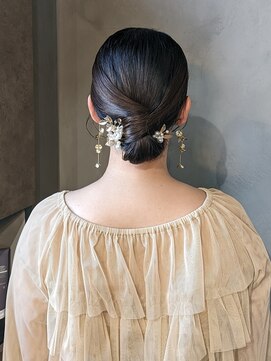 モノクローム(monochrome) hairdo