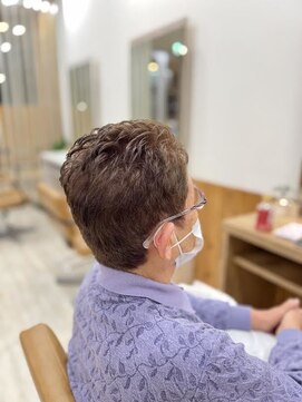 コスモス ヘアーアンドビューティー(Kosmos HAIR&BEAUTY) ベリーショート～シニア向け～