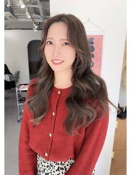 クテン(KUTEN) ブリーチなしダブルカラー ベージュ レイヤーカット 外巻き