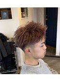 ピンクベージュ