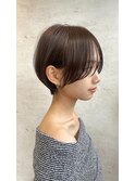 前髪長め丸みショート