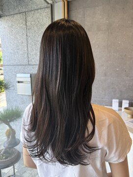 ロエ 平尾山荘(loe) 地毛風カラー×セミロング