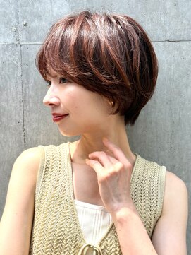 ミィ 浦和(mee) 透明感カラー ボブ 前髪 ショート カラー