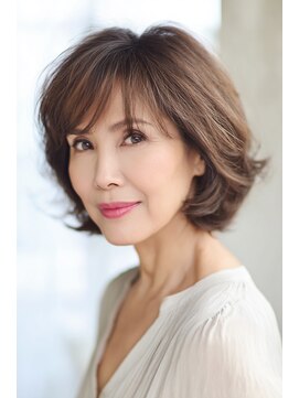 アース 天満橋店(HAIR & MAKE EARTH) 40代冬ショートミセス◎白髪染め×小顔ひし形カット