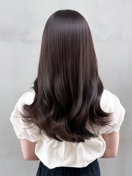おくれ毛グレージュ小顔韓国ヘアロング_ba559152