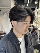 ディーエックス スリー(Dxxxx III) 大人ナチュラル センターパート