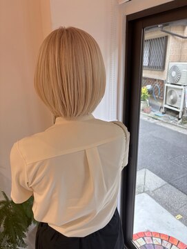 テフカ(Tefca) ブリーチ/ショートボブ/ミルクティーベージュ/北千住