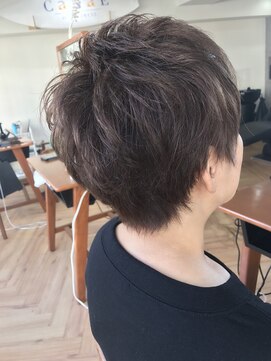 カナエ(CaNaE) ピクシーカット