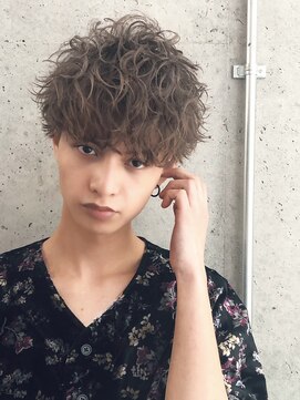 リップス 表参道店(LIPPS) スパイラルツイストパーマソフトツーブロック刈り上げ黒髪