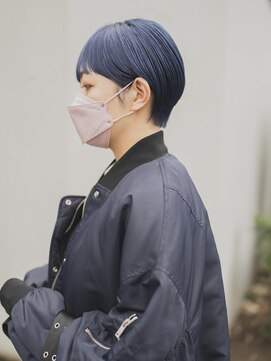 ビビト(bibito) bibitoブルーカラー　マッシュショート　ブリーチ　ダブルカラー