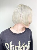 ヴィフクローネ(vifkrone)&nbsp;ペールホワイト