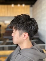 ソイクフ 四条大宮店(SOY-KUFU)&nbsp;MEN'S HAIRアッシュブラック束感波巻きショートマッシュパーマ