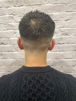グレイスフル バーバープラチナム 六本木店(Graceful Barber platinum)&nbsp;メンズ/バーバー/フェード/スキンフェード/黒髪/アップバング