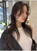 長め前髪　センターパート　レイヤーカット