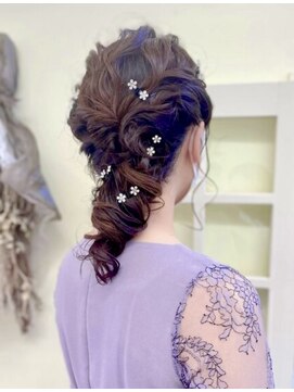 ティーズヘアイナガキイヴピアジェ 編み下ろし_エレガント_パーティースタイル