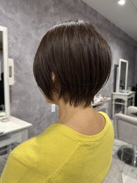 アルカナ(Arcana) 大人ショート/丸みショートボブ
