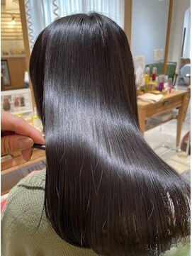 ラボアン 梅田店(lab.em.) 透明感カラー×柔らかいオリーブベージュ