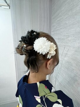 ラビス 池袋(Lovis) 【中野】くびれヘア/縮毛矯正/ストレート/ハイライトカラー