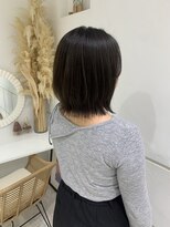 カシェ マエノヘタ(Cashe'e MAENOHETA)&nbsp;レイヤーボブ/オリーブアッシュ