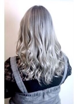 ジュエル アンド バービー(Jewel&Barbie) 【専門店】髪質改善サロンの98.6%やさしいブリーチダブルカラー