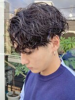 デプト(DEPT.)&nbsp;ツイストスパイラルパーマセンターパートメンズパーマ波巻き佐賀