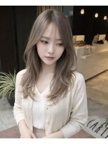 アース 豊橋店(HAIR&MAKE EARTH)&nbsp;ハッシュカットで叶う上品ミルクティーベージュ