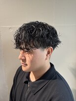 ニル(nil)&nbsp;波巻きシャドウパーマ