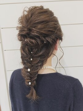 ネオリーブ アンド 渋谷店(Neolive &) 【Neolive & 渋谷店】編み下ろしフィッシュボーン