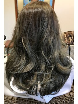 ヘアアンドスパ ケー(Hair&spa K) ミディアムアッシュ