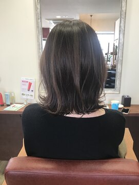 グラードヘアー(Grado hair) 外はねボブ