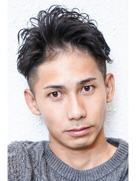 メイドマンバーバーショップ 西宮北口(MADE MAN BARBER SHOP) 【西宮初かりあげ専門店☆】フェードバーバーツーブロビジネス