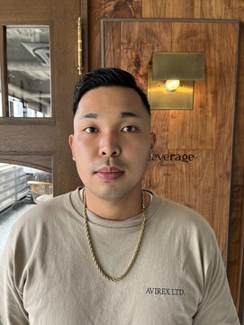 リバレッジ 広尾(Leverage) 七三スキンフェード