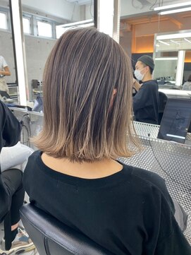 イキ 表参道(iki omotesando) モード/無造作ウェーブ/大人ガーリー[表参道駅]