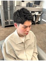 ノイセル 西本町(Noisyle) 黒髪ワイルドアップバングツーブロック刈り上げジェットモヒカン