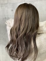 スターズ 柏(STARS)&nbsp;ブラウンベージュ　艶感　エアリーロング　透明感カラー