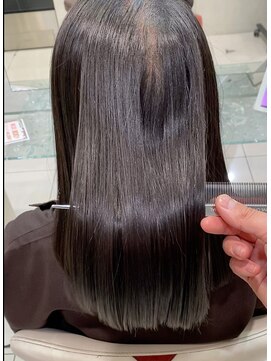 ヤネウラ トリートメント