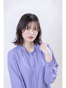 ミューテ 春日部大通り店(Mu-te) 顔回りの揺れが決め手の全方位キレイなミディアムヘア
