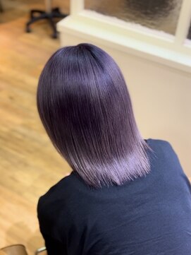 エム インターナショナル 白岡 キュート(EMU international CUTE) ブリーチ2回～ 濃いめラベンダー