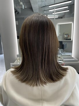 バディ 中野駅前店(BUDDY) 外ハネミディ×オリーブベージュ【中野美容室/新中野/東中野】