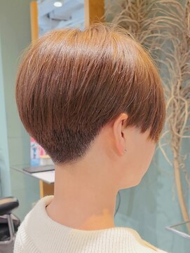 トリコ ショップアンドヘアサロン(tricot shop hair salon) どの角度からも美しく見える似合わせカット×ショート　フクザワ