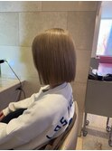 ハイトーン切りっぱなしボブ