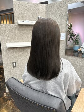 エイル(aell) オリーブグレージュ