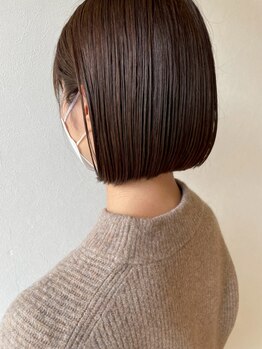 CRORi【クロリ】の写真/【女性限定サロン】髪を芯から強く！皆様の髪悩みに合わせて４種類のトリートメントを組み合わせて施術◎