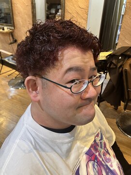 ディアス(DIAS) 大人の遊び心◎ボルドー×ツイストパーマ