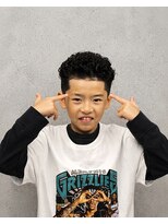 スター(STAR)&nbsp;キッズアップバング×ゆるパーマ｜爽やかヘア