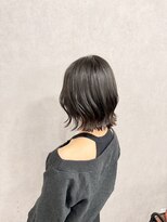 フランチェスカドットボブ(francesca.bob)&nbsp;外ハネボブ×ダークグレージュ【渡辺俊弥】梅田