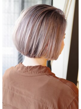 ザ オーダー(THE ORDER) 【ＴＨＥＯＲＤＥＲ】外国人風ホワイトピンクグレージュ