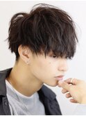 横顔が決まるおしゃれマッシュ