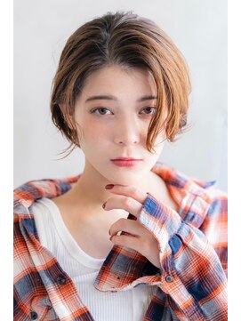 テイラー(Taylor) 【Taylor 】☆大宮 ジョンコナー風×ベージュカラー